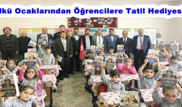 Ülkü Ocaklarından Öğrencilere Tatil Hediyesi!
