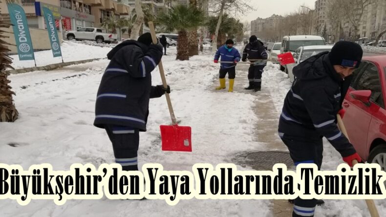 Büyükşehir’den Yaya Yollarında Temizlik.
