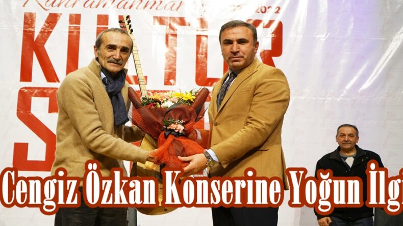 Cengiz Özkan Konserine Yoğun İlgi.