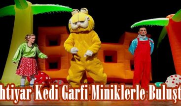 İhtiyar Kedi Garfi Miniklerle Buluştu.