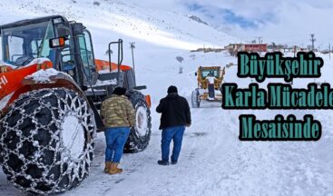 Büyükşehir Karla Mücadele Mesaisinde.