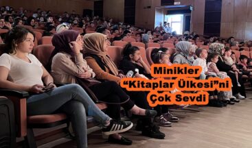 Minikler “Kitaplar Ülkesi”ni Çok Sevdi.