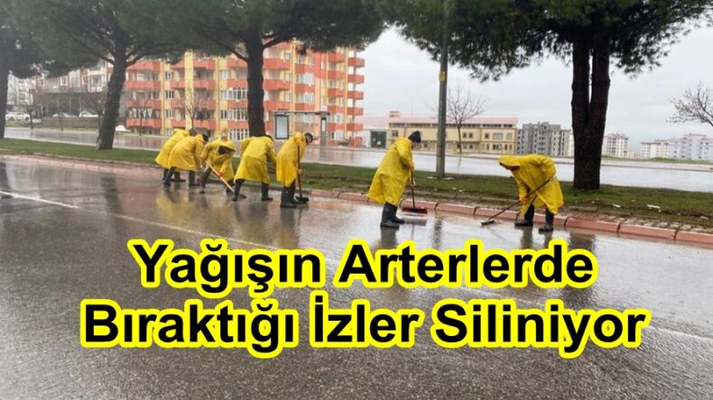 Yağışın Arterlerde Bıraktığı İzler Siliniyor.