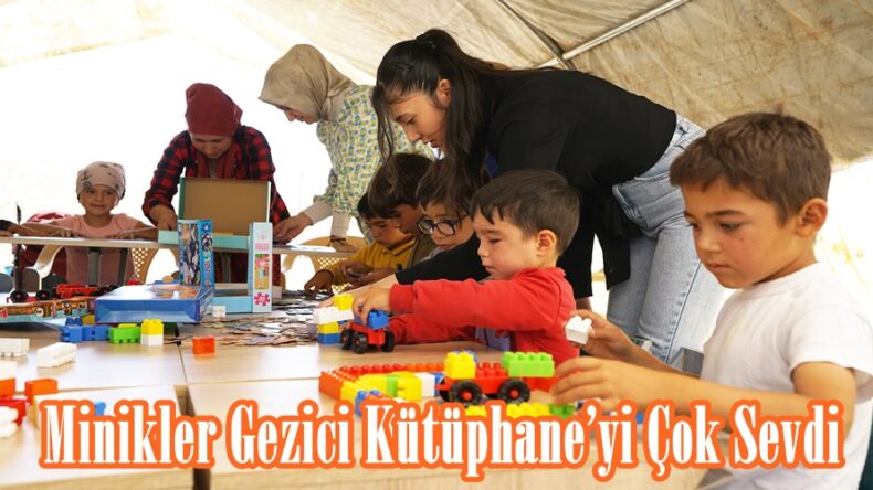 Minikler Gezici Kütüphane’yi Çok Sevdi.