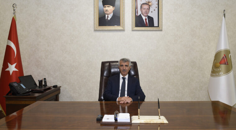 Vali Mükerrem Ünlüer’in 12 Şubat Kurtuluş Günü Mesajı