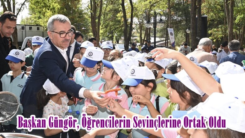 Başkan Güngör, Öğrencilerin Sevinçlerine Ortak Oldu.