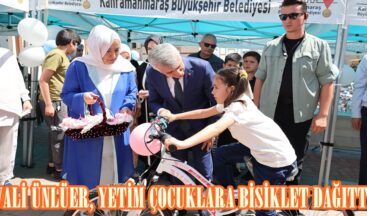 VALİ ÜNLÜER, YETİM ÇOCUKLARA BİSİKLET DAĞITTI.