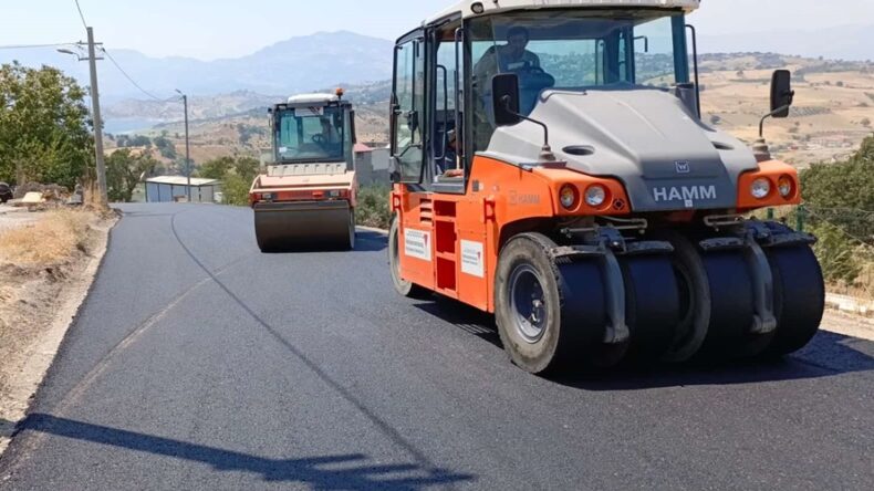 Büyükşehir, Yabalıç Caddesi’ni Sıcak Asfaltla Buluşturuyor.