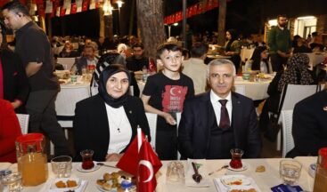 Vali Ünlüer ve Eşi Dr. Selma Ünlüer Hanımefendi, İftarını Gazilerimiz ve Aileleri ile Yaptı.