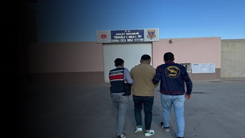 Aranan şahıslar yakalandı.