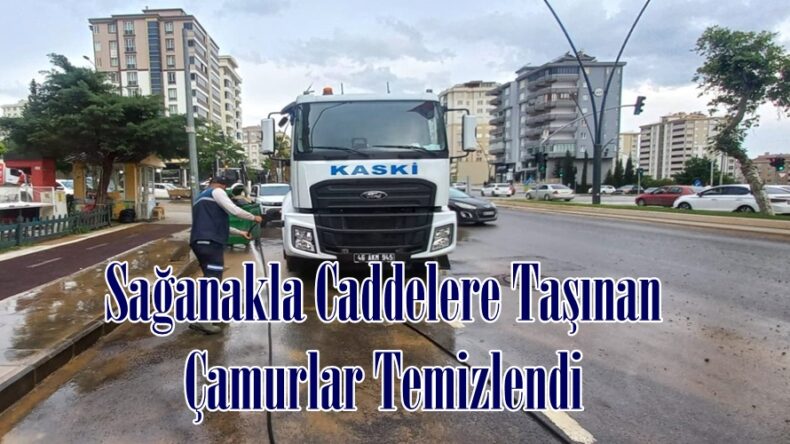 Sağanakla Caddelere Taşınan Çamurlar Temizlendi.