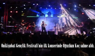 Onikişubat Gençlik Festivali’nin ilk konserinde Oğuzhan Koç sahne aldı.