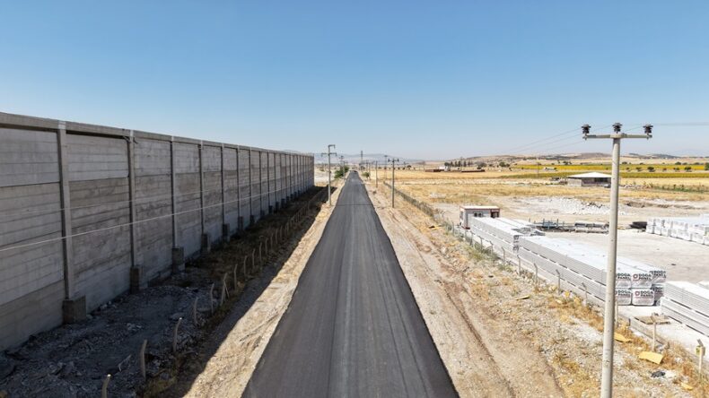 Büyükşehir, Dulkadiroğlu’nda Bir Yol Yatırımını Daha Tamamladı.