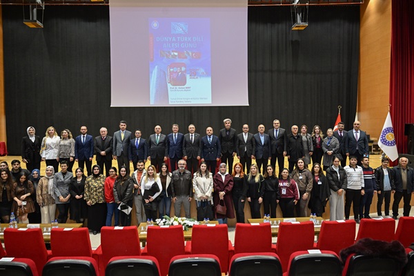 KSÜ’de Dünya Türk Dili Ailesi Günü Konferansla Kutlandı.