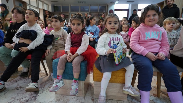 Edebiyat Şehrinde Çocuklara Masal Dinletisi.