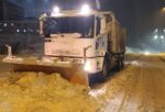 Büyükşehir, Kar Mesaisini Gece Saatlerinde de Kesintisiz Sürdürüyor.