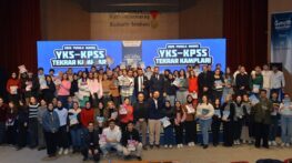 Büyükşehir’in YKS Kampında Türkçe’nin Şifreleri Paylaşıldı.