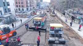 Asfalt Sırası Zübeyde Hanım Bulvarı’nda.