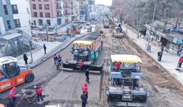 Asfalt Sırası Zübeyde Hanım Bulvarı’nda.