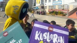 Kahramanmaraşlı Öğrencilere “Ekranı Bırak, Kitaba Bak” Çağrısı!