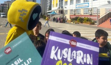 Kahramanmaraşlı Öğrencilere “Ekranı Bırak, Kitaba Bak” Çağrısı!