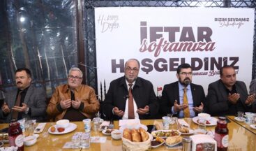 BAŞKAN AKPINAR, 105 MAHALLE MUHTARIYLA İFTARDA BULUŞTU.