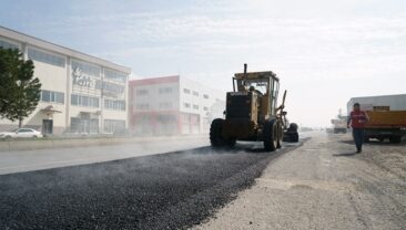 Yol Yenilemeleri Kesintisiz Devam Ediyor.