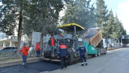 Azerbaycan Bulvarı’nda Yol Konforunun Artırılması İçin Büyükşehir Gece Gündüz Sahada.