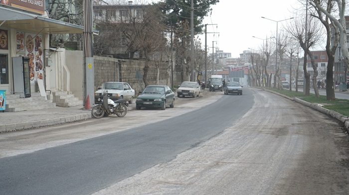 Büyükşehir’den Dulkadiroğlu’nda Asfalt Seferberliği.