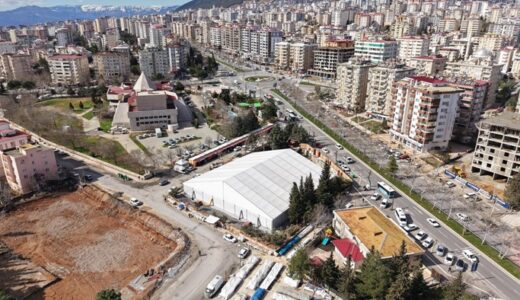 Büyükşehir’den Ramazan’da Büyük Dayanışma: 3 Noktada İftar Çadırı.