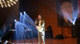 Kurtuluş Coşkusu Ali Kınık Konseriyle Taçlandı.