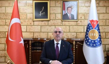 KSÜ Rektörü Prof. Dr. Mahmut Ak’tan İstiklal Marşı’nın Kabulünün 105. Yılı Mesajı.