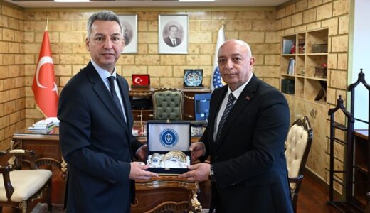 Kahramanmaraş İstiklal Üniversitesi Yönetiminden Rektör Okumuş’a Ziyaret.