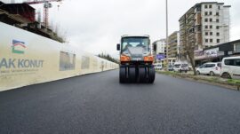 Büyükşehir, Dulkadiroğlu’nda Asfalt Mesaisini Sürdürüyor.