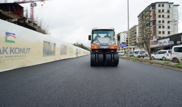 Büyükşehir, Dulkadiroğlu’nda Asfalt Mesaisini Sürdürüyor.