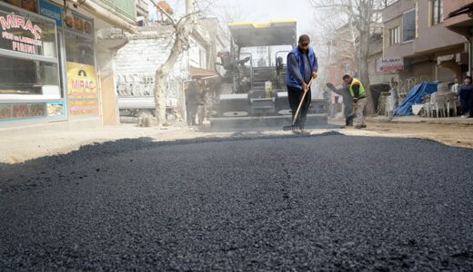 Şehir Merkezinde Yol Onarım Atağı Sürüyor.