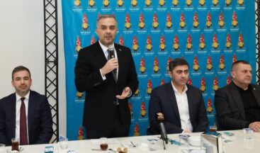 Başkan Toptaş, muhtarlarla iftar sofrasında buluştu.