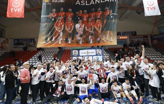 Şampiyon Onikişubat Belediyespor, kupa aşkıyla son maçına çıkıyor.