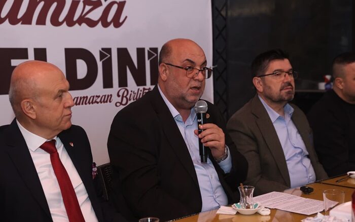 BAŞKAN AKPINAR, AMATÖR SPOR KULÜPLERİ  İLE İFTAR SOFRASINDA BİR ARAYA GELDİ.