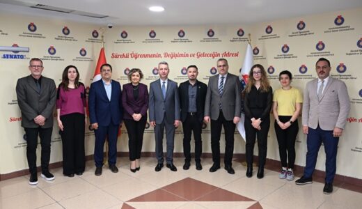 Prizren Üniversitesi Heyeti KSÜ’de Ders Verdi, Erasmus Ofisiyle Görüştü.