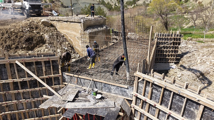 Büyükşehir’den Bertiz’in Ulaşımını İyileştirecek Köprü Yatırımı.