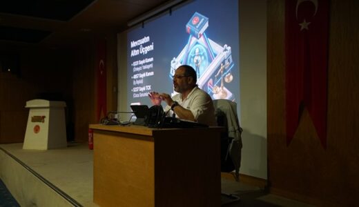 İtfaiye Personeline Kapsamlı İş Güvenliği Eğitimi.