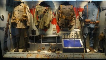 Çanakkale Savaşları Mobil Müzesi, Aliya İzzetbegoviç Millet Bahçesi’nde Ziyaretçilerini Ağırlıyor.