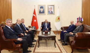 Rektör Okumuş’tan Vali Ünlüer’e Ziyaret.