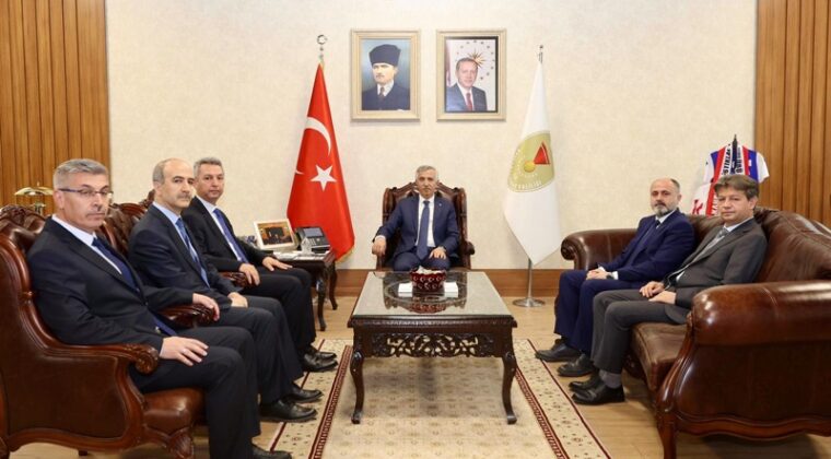 Rektör Okumuş’tan Vali Ünlüer’e Ziyaret.
