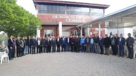BAŞKAN AKPINAR 87. MAHALLE TOPLANTISI’NI DEMİRCİLER MAHALLESİ’NDE GERÇEKLEŞTİRDİ.