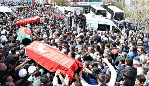 Kahramanmaraş’ta Hayatını Kaybeden Öğrenciler Son Yolculuğuna Uğurlandı.