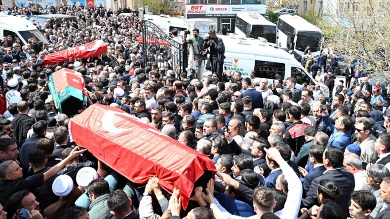 Kahramanmaraş’ta Hayatını Kaybeden Öğrenciler Son Yolculuğuna Uğurlandı.