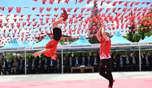 KSÜ Rektörü Okumuş, 19 Mayıs Programına Katıldı.