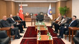 Tarım ve Orman Bakan Yardımcısı Abdulkadir Polat’tan Rektör Okumuş’a Hayırlı Olsun Ziyareti.